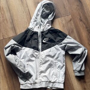 Nike Kids White and Black windbreaker